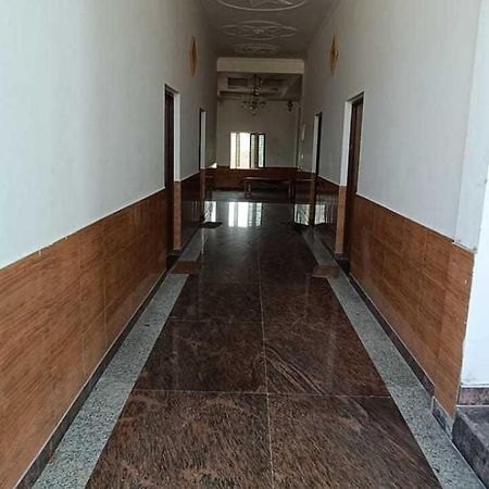 Hotel O Pop Angoori Farm House Mathura Exterior photo