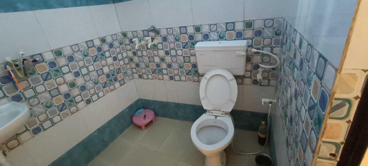 Hotel O Pop Angoori Farm House Mathura Exterior photo